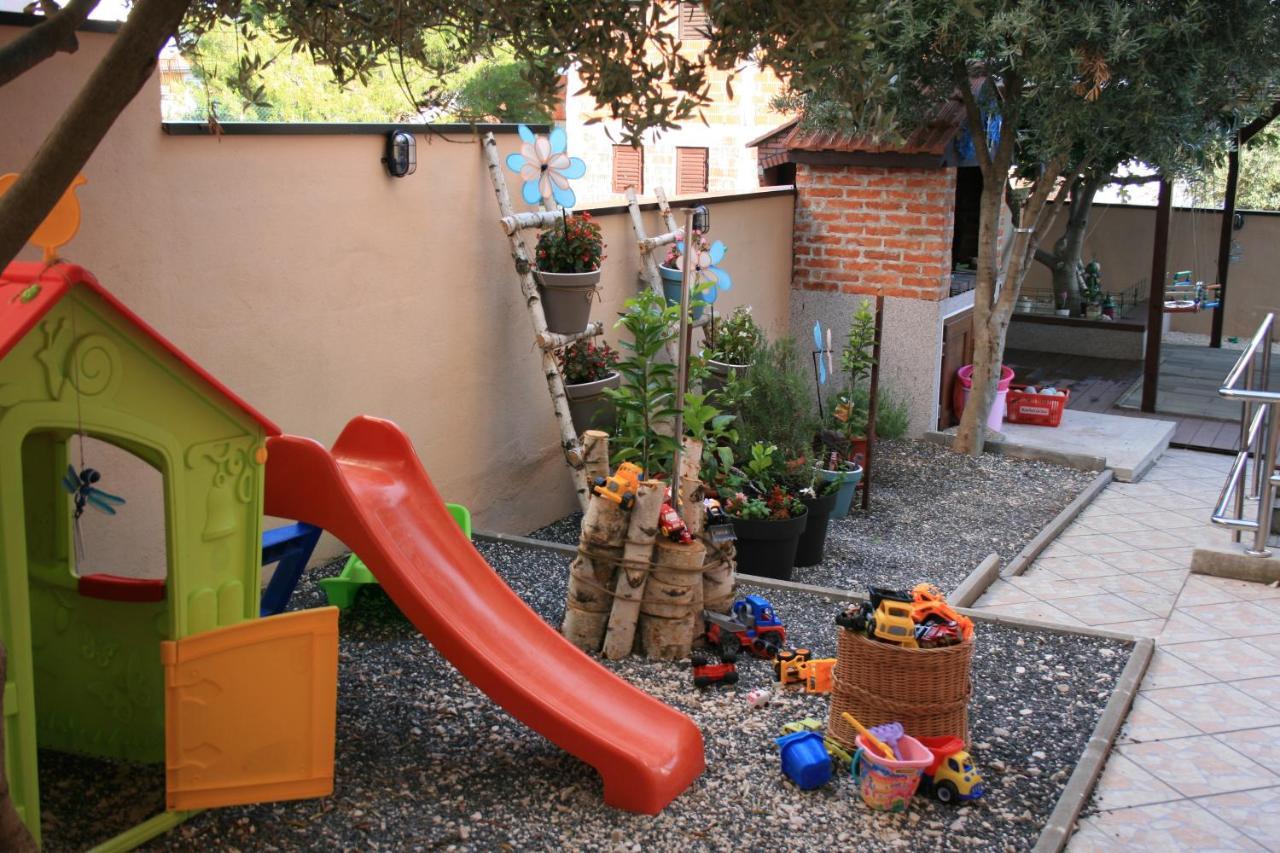apartmani MIA Trogir Bagian luar foto